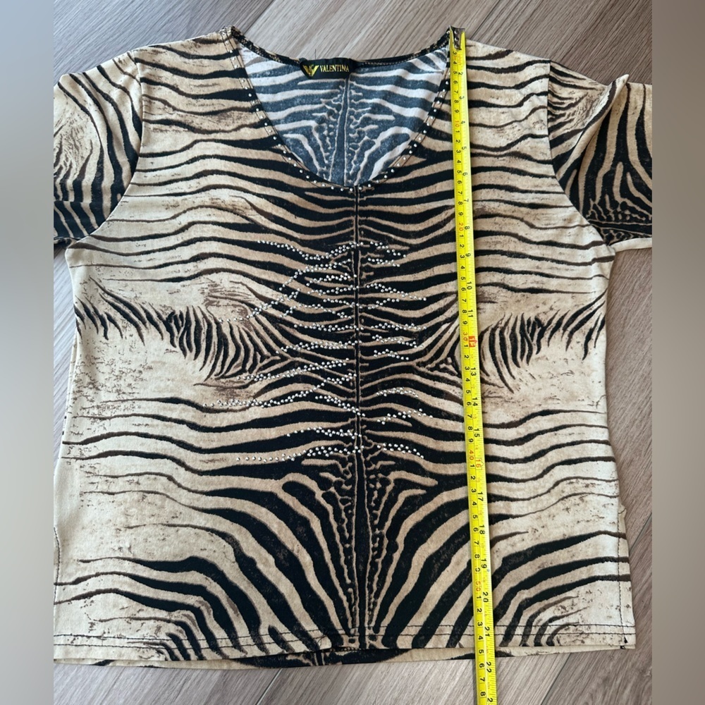 Vintage Tiger Print Sparkly V-neck Top 3/4 Sleeves - Picture 7 of 8